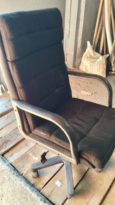 2 кресло за 11500 тенге