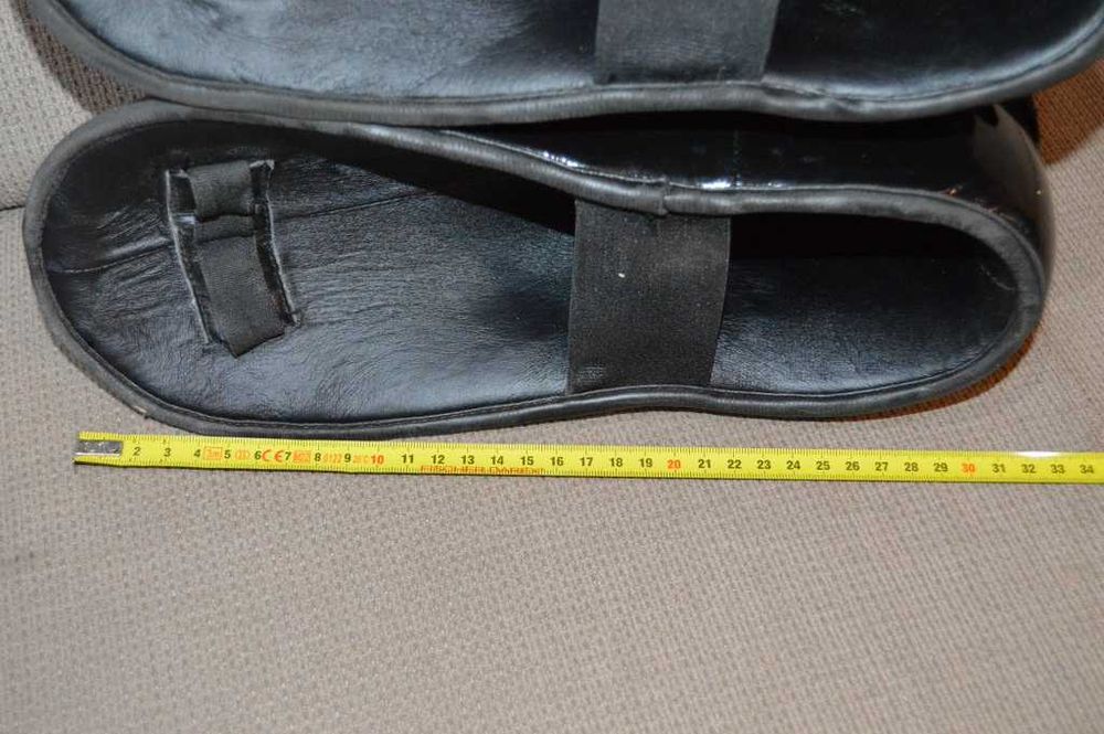 Protecții Picioare / Botoși Arte Marțiale Taekwondo Kickboxing MG Sports - Mărimea XL 43-44