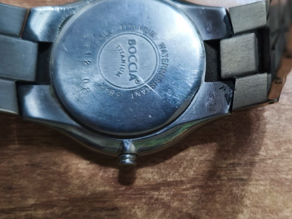 Продаются наручные часы