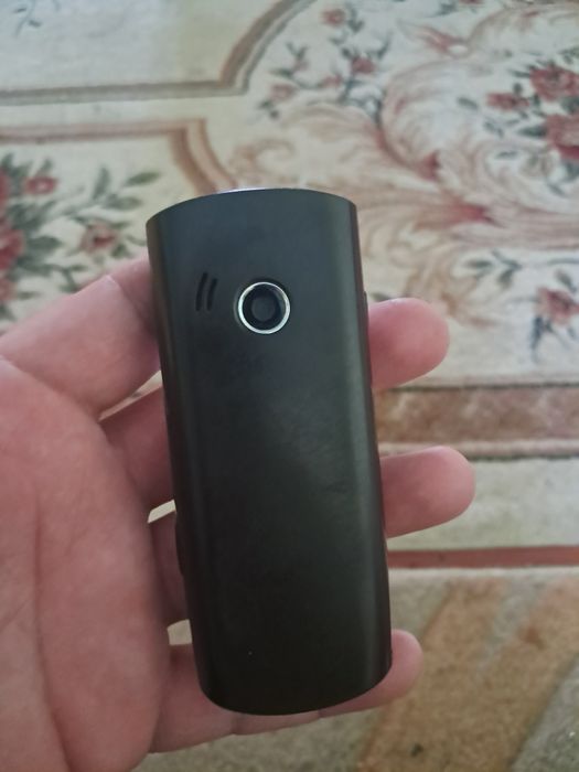 Телефон сатылады