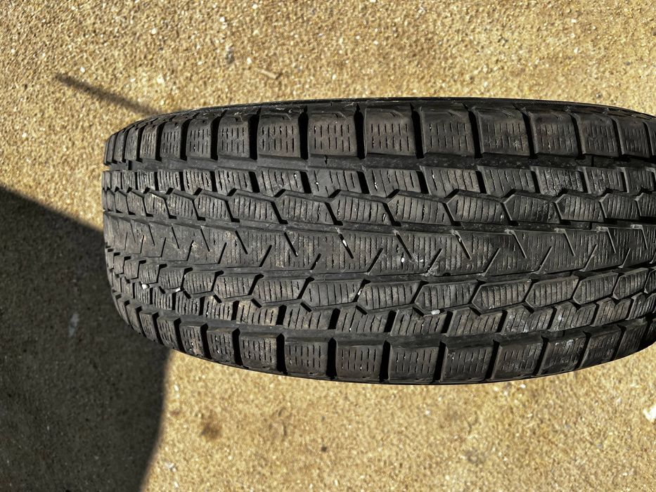 YOKOHAMA Ice guard R20 235/55