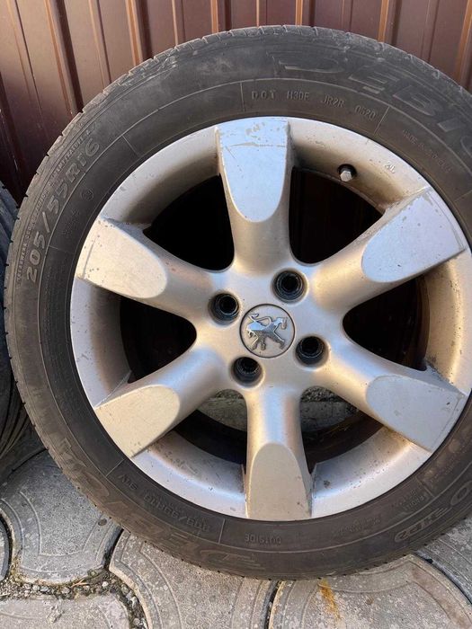 Jante aliaj cu anvelope de vară Debica