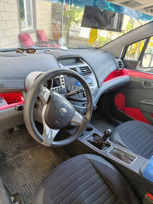 Спарк машинаси сотилади