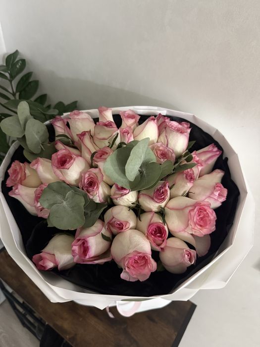 Розы свежие, премиюм класс хорошие