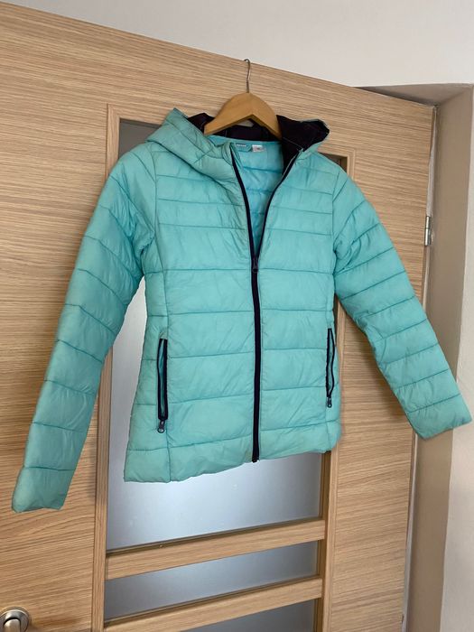 De vanzare Geaca primavara-toamna H&M marimea S
