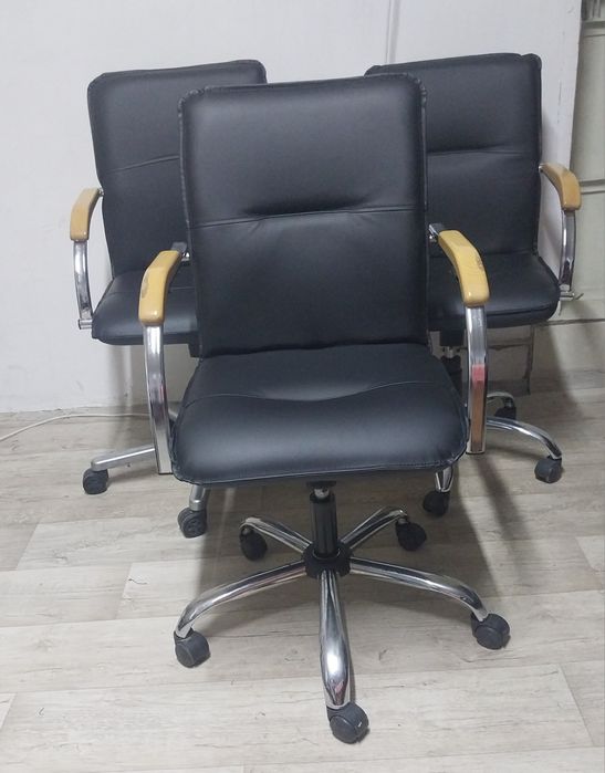 Продам Кресло офисное