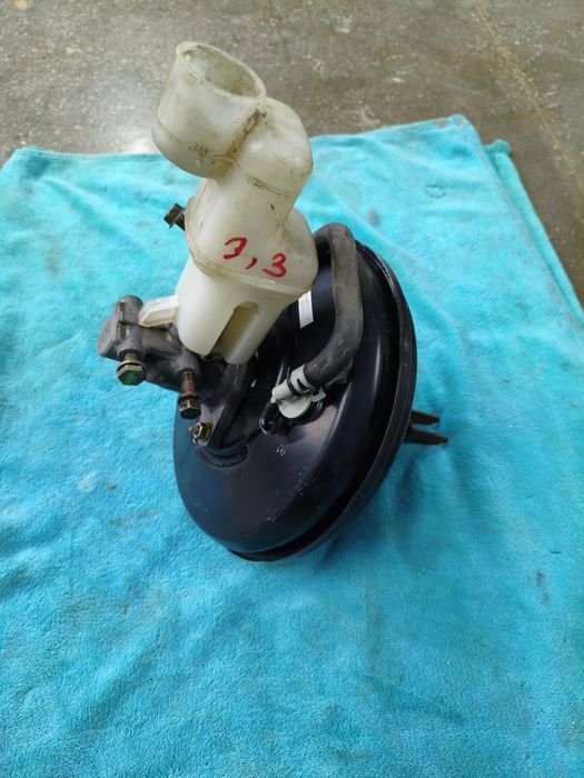 Тормозной вакуум Lexus RX 330