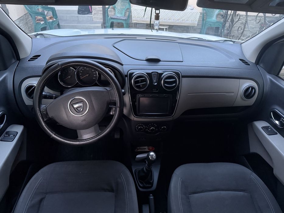 Lodgy 1.5 DCI 110 CP 7Locuri