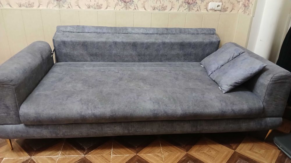 Продается диван.