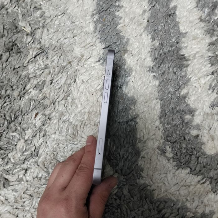 iPhone 14 128GB.
