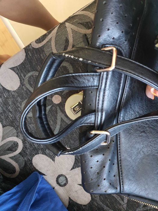 Дамска кожена раница