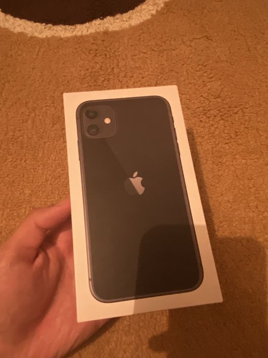 iPhone 11 64GB с коробкой, Face ID работает