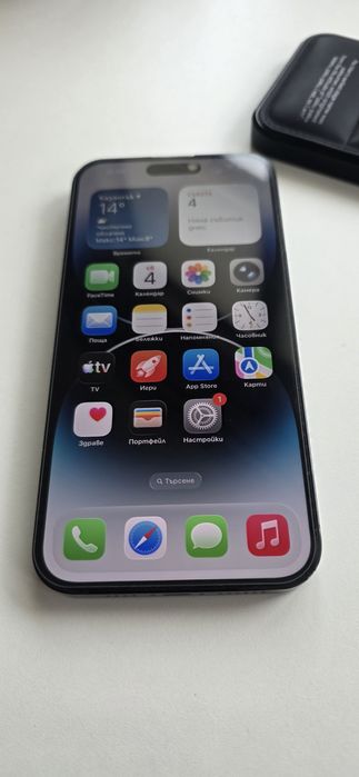Iphone 14 pro max 
88 % батерия.
В перфектно състояние. 
Винаги с калъф и протектор.
Като нов.
Цена 420 евро .