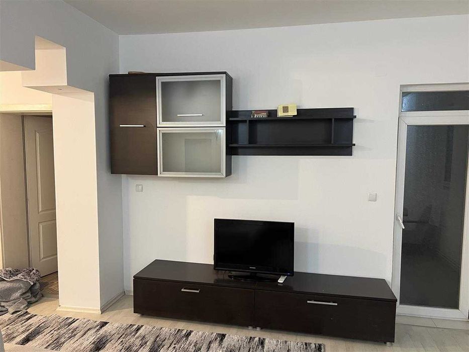 Дава се под наем Тристаен апартамент в Пловдив, Каменица 2 - 89 кв.м за 336.6 € - Снимка #1