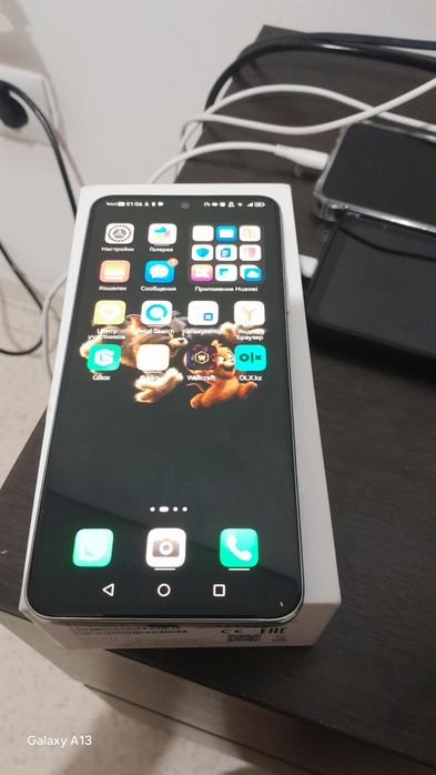 Продам смартфон HUAWEI