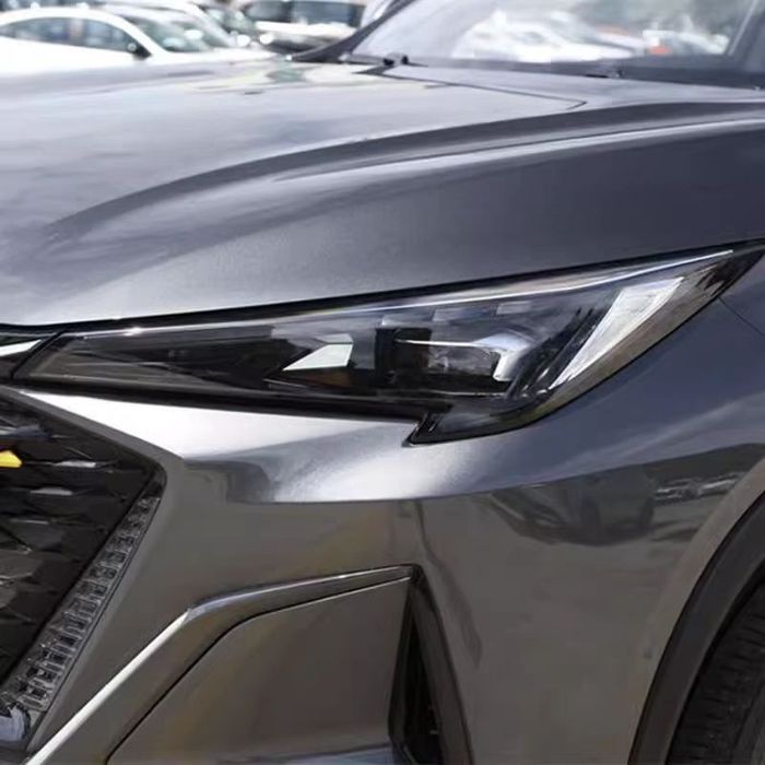 Стекла фар changan X5 plus