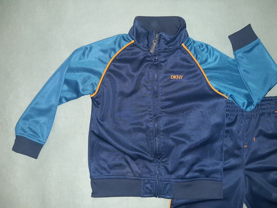 DKNY trening mărimea   98