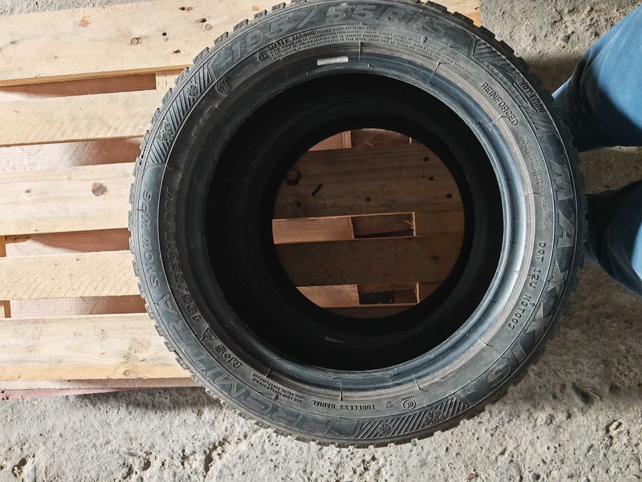 Гуми Maxxis 195/55/15 зимни