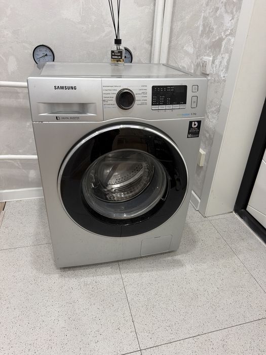 Продам стиральную машину