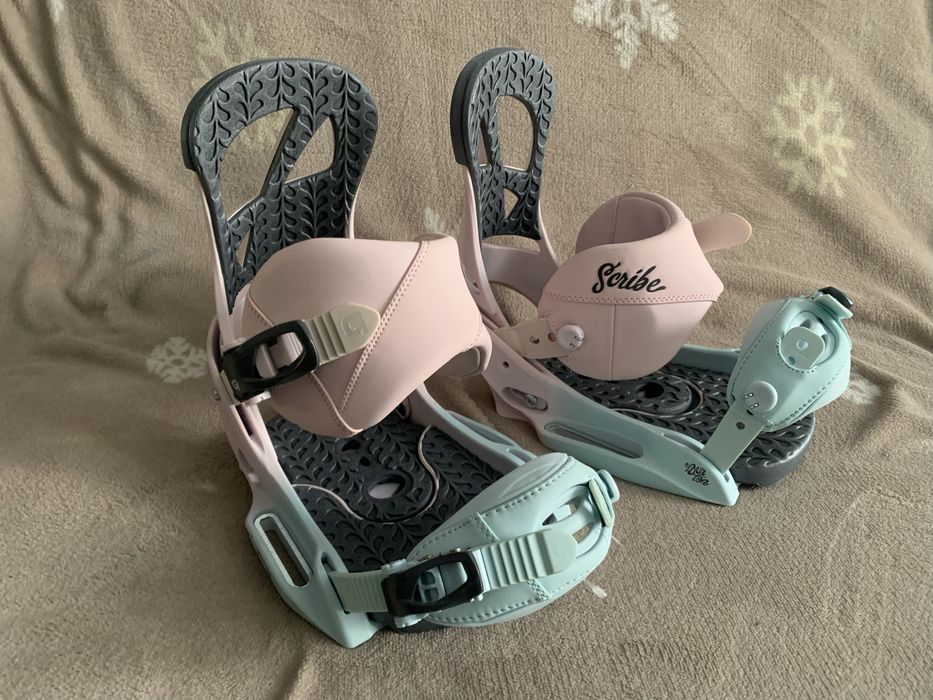 Legaturi noi snowboard fete Burton Scribe EST L 40+