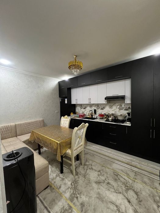 Hovli sotiladi,Evro remont hovli sotiladi,Uchastka sotiladi
Manzil: Sl