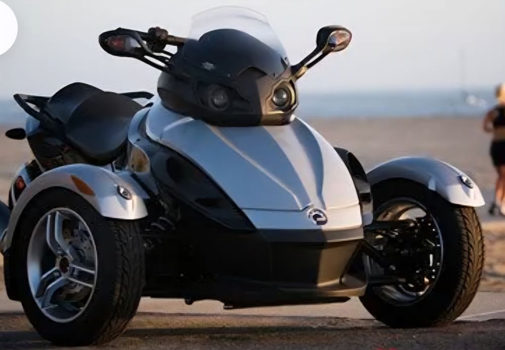 Moto Bombardier Canam Spyder