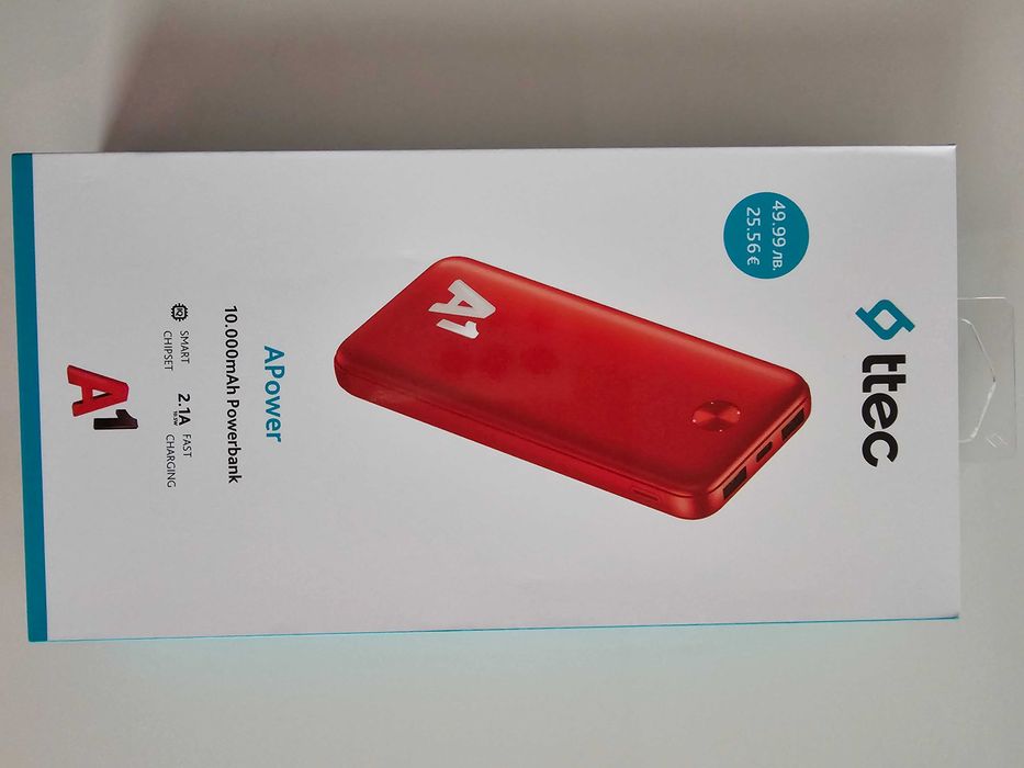 POWERBANK нов, червен цвят