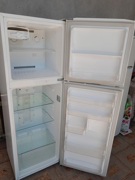 ПродаетьсяХолоделник LJ