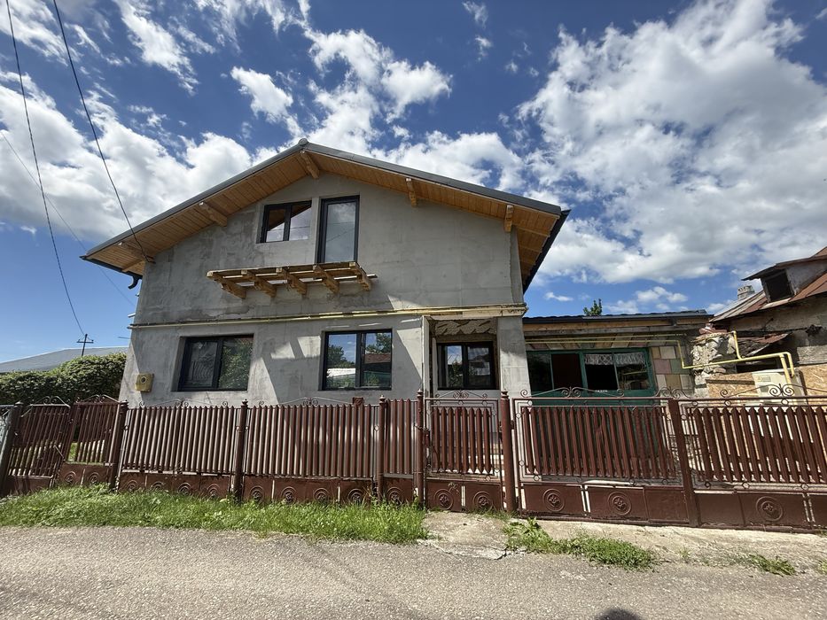 Casa de vanzare zona linistita