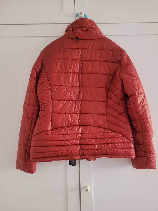 Дамско ново яке,размер Л