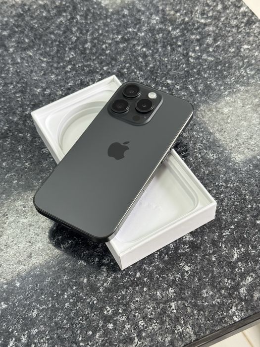 iPhone 15 Pro Black Titanium, 256GB, Отлично състояние