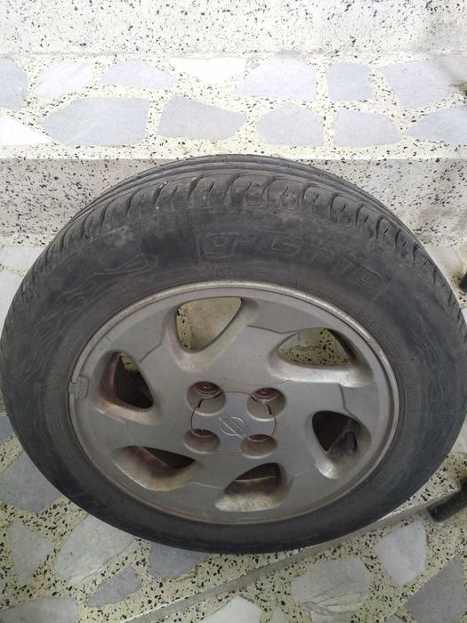 4 лети джанти за Nissan Almera+бонус 4 летни гуми BFGoodrich 175/65R14