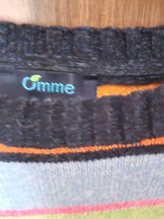 Pulover barbatesc, 100% lana, moale si pufos, marimea XL, ca nou