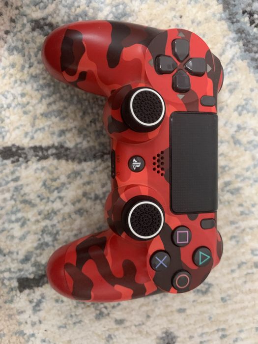 ‼️ PS4 Pro complet (2 controllere + jocuri)‼️