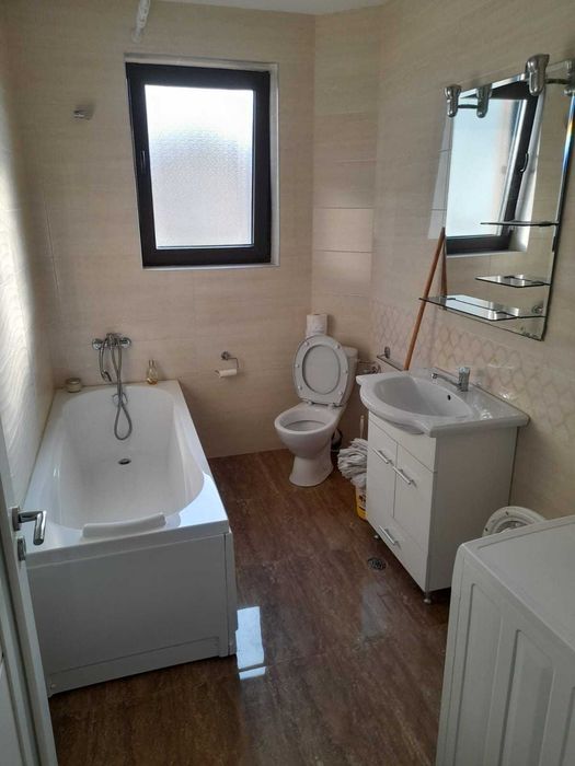 Inchiriez apartament 2 dormitoare si living