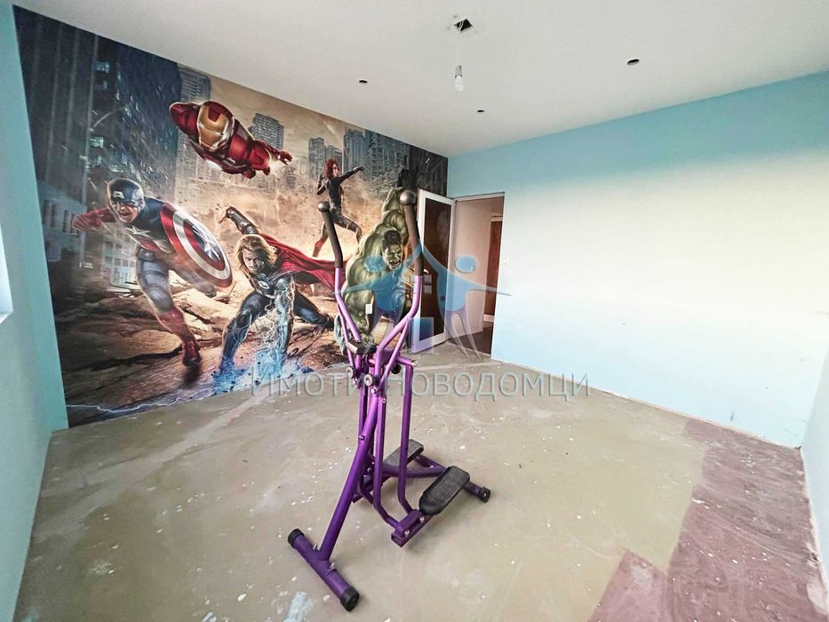 Продава се Четиристаен апартамент в Шумен, Пазара - 110 кв.м за 1298 €/кв.м - Снимка #4