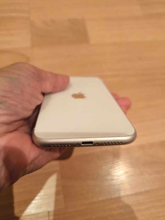 Iphone 11 в отличном состоянии