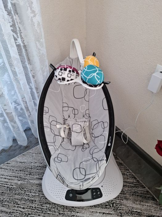 MamaRoo 4 електрическа люлка