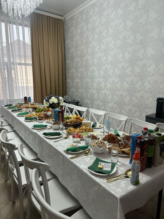 Аренда столов и стульев