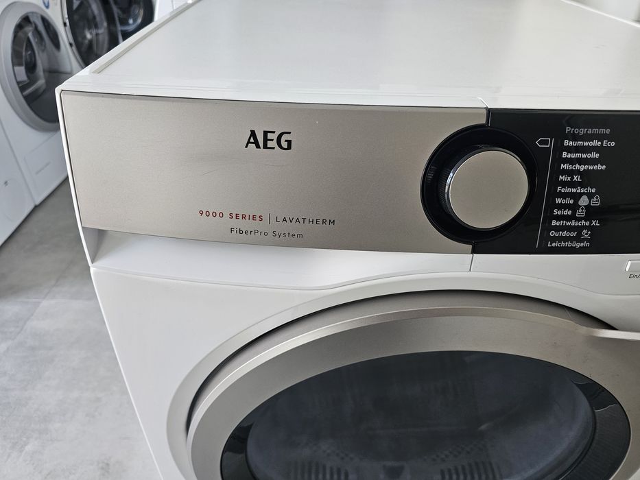 Сушилня с термопомпа AEG Series 9000 T9DE77685 8 кг.