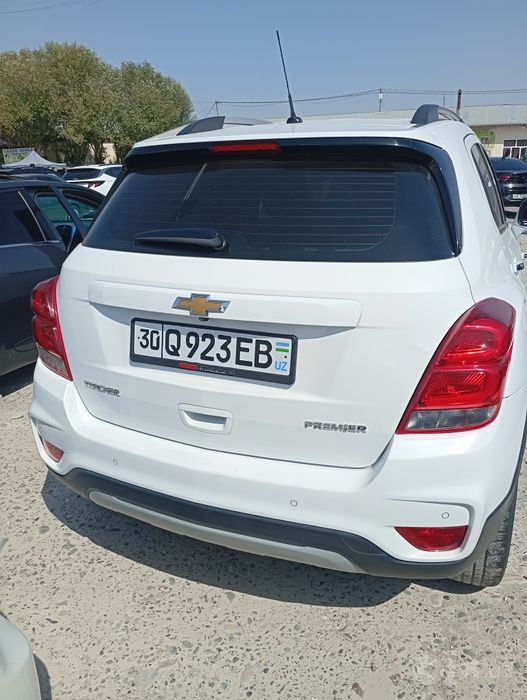 Chevrolet Tracker 1 premier 3-pozitsiya 2019-yil  80000 km