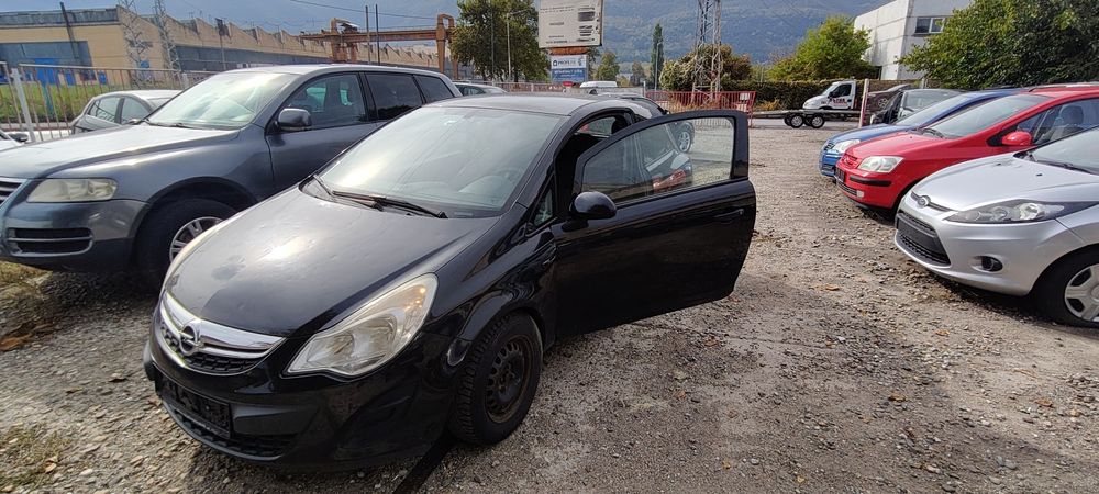 Opel corsa D 1.2  51kw 69кс a12xer за части