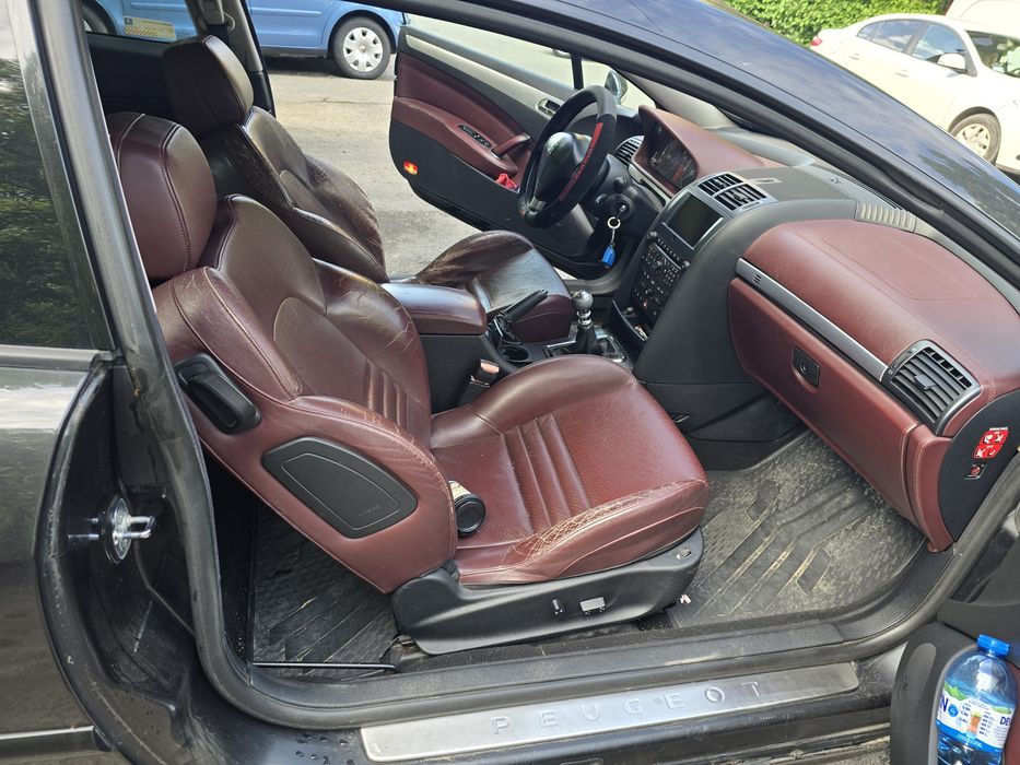 PEUGEOT 407
