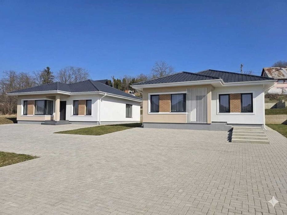 De vanzare CASA parter