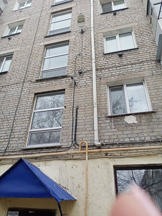 Продам 1 ком центр