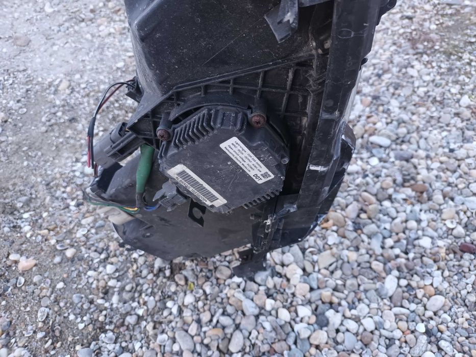 ляв и десен фар оборудван ксенон за мазда ЦХ - 7 MAZDA CX - 7