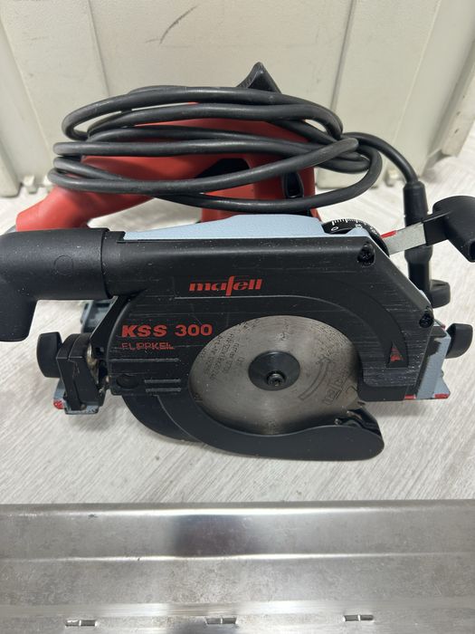 Mafell KSS 300 circular de mana