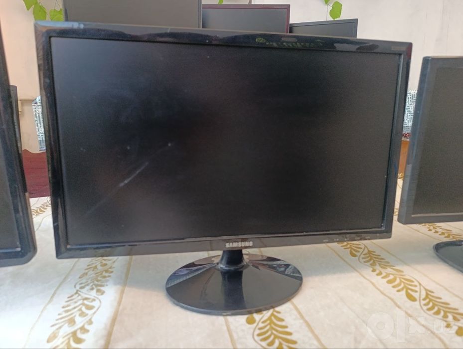 Rabochi monitorla sotuvda ofis va boshqa ishlarga yaroqli monitorlar