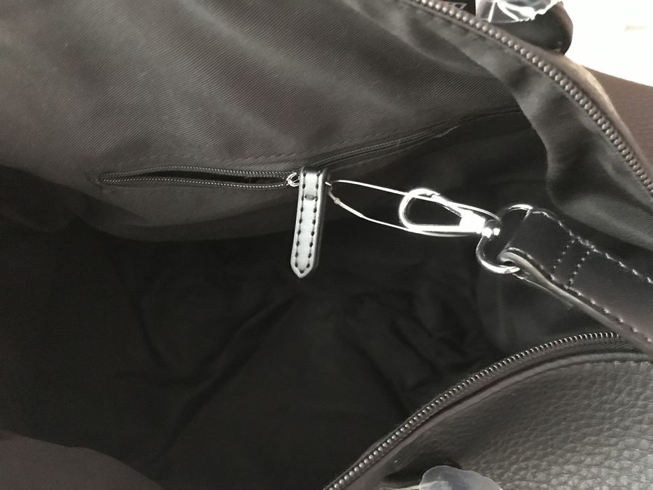 Уикенд чанта