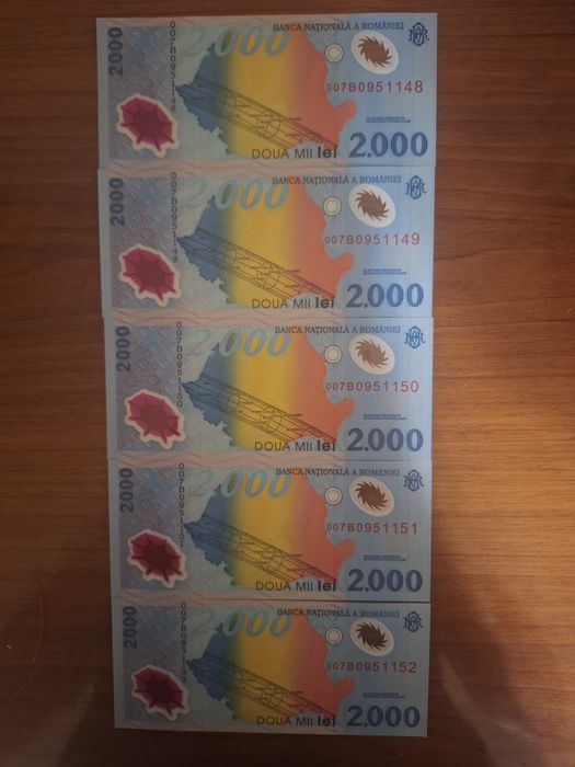 Vand 10 bancnote cu eclipsa  1999,necirculate,seria B.Pret 40 lei/buc.